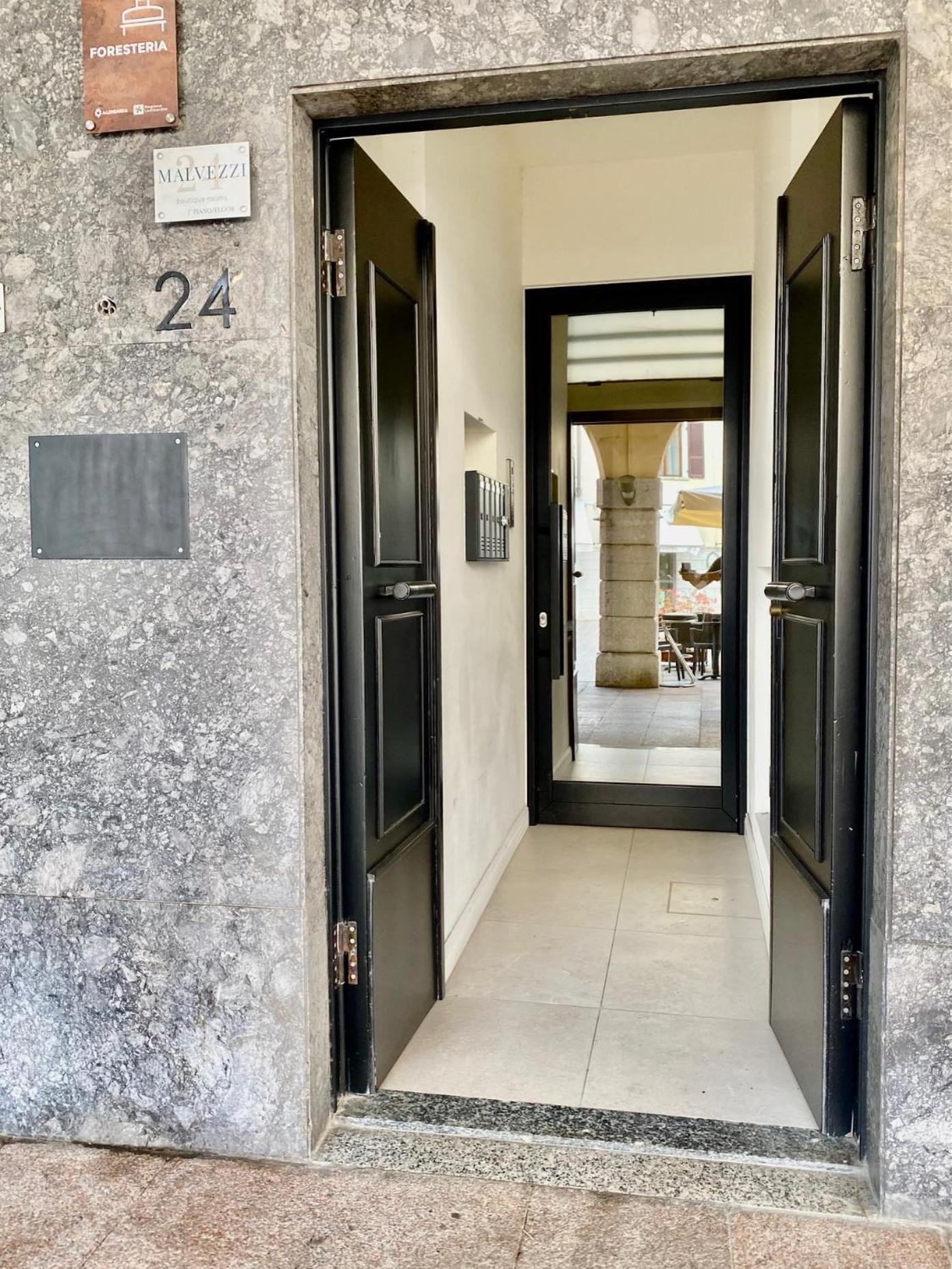 Malvezzi24 Boutique Rooms Desenzano del Garda Exteriér fotografie