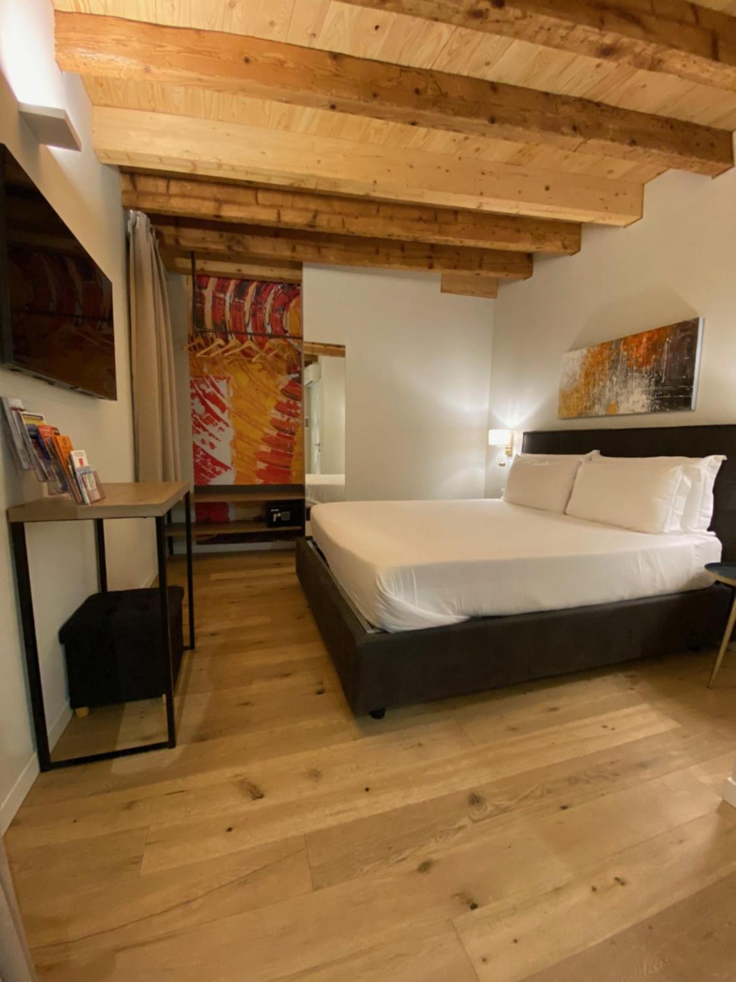 Malvezzi24 Boutique Rooms Desenzano del Garda Exteriér fotografie